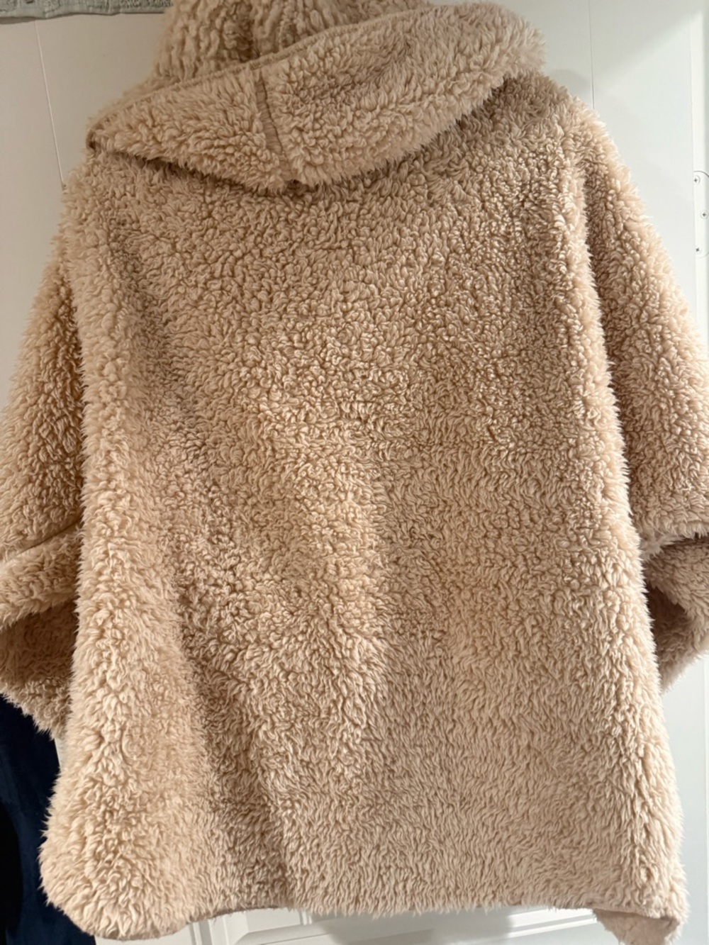Nordic Beach Wrap - Picture 4 of 6